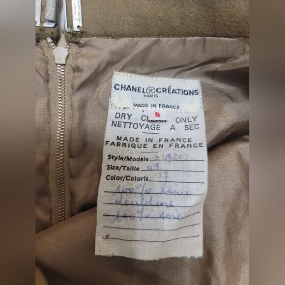 CHANEL Boutique wool skirt size FR 44 (US 8)Waist side to side:15”Length: 22” - Picture 7 of 11